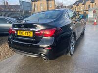 INFINITI Q70
