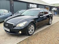 INFINITI M