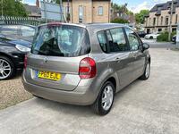 RENAULT GRAND MODUS