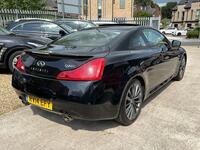 INFINITI Q60