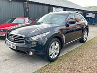 INFINITI QX70