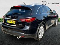 INFINITI QX70
