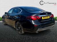 INFINITI Q70